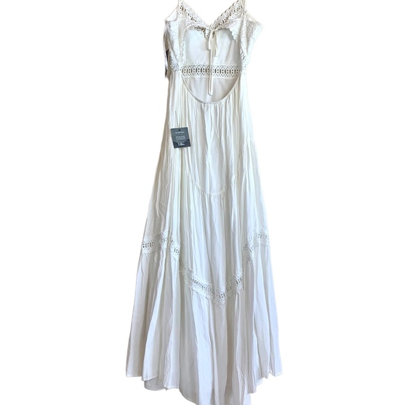 Lulu’s Sleeveless Backless Lace Cutout Maxi Dress White Rayon Boho Bridal - Picture 14 of 14
